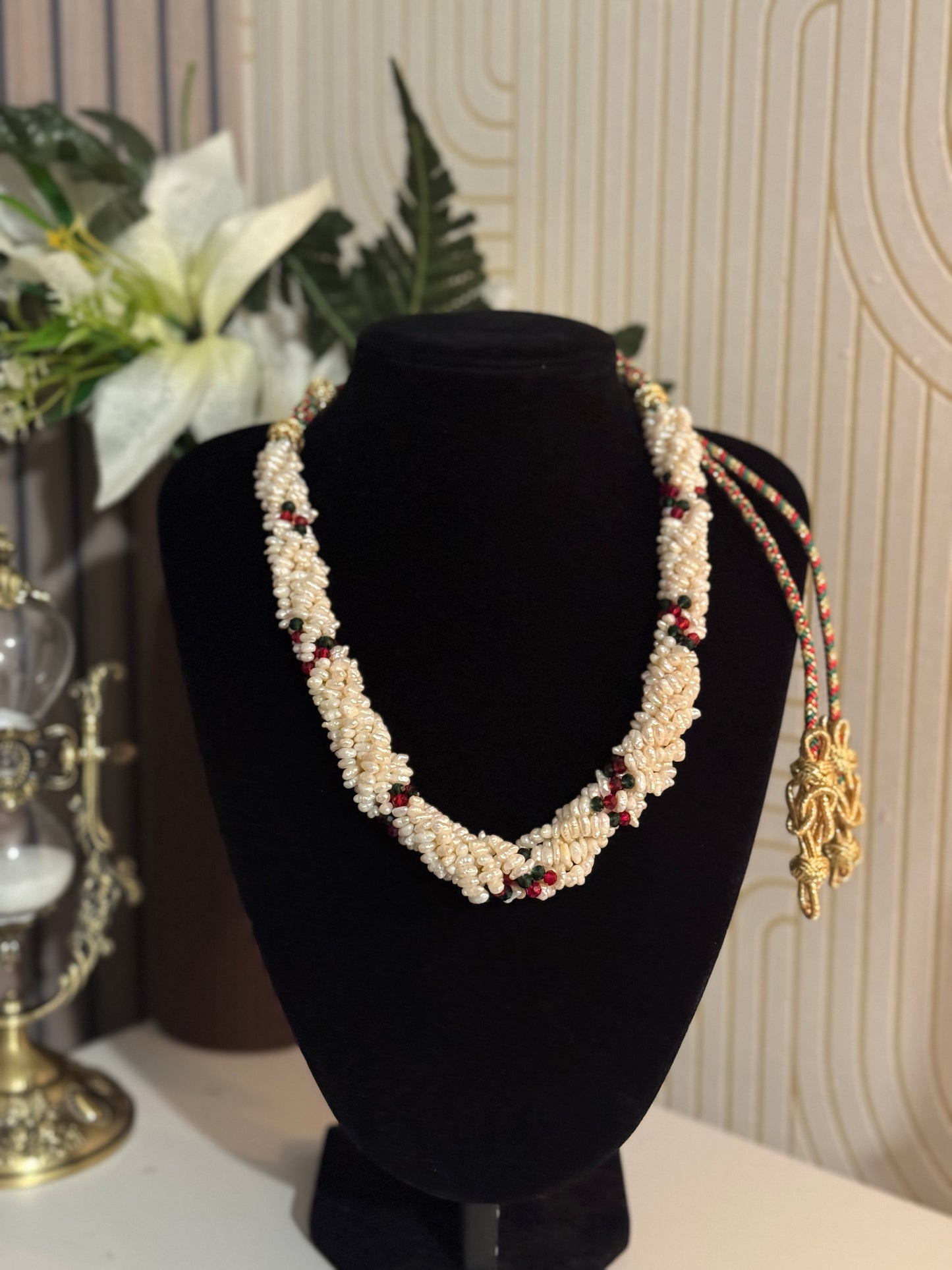 Collier joher avec 6 fil