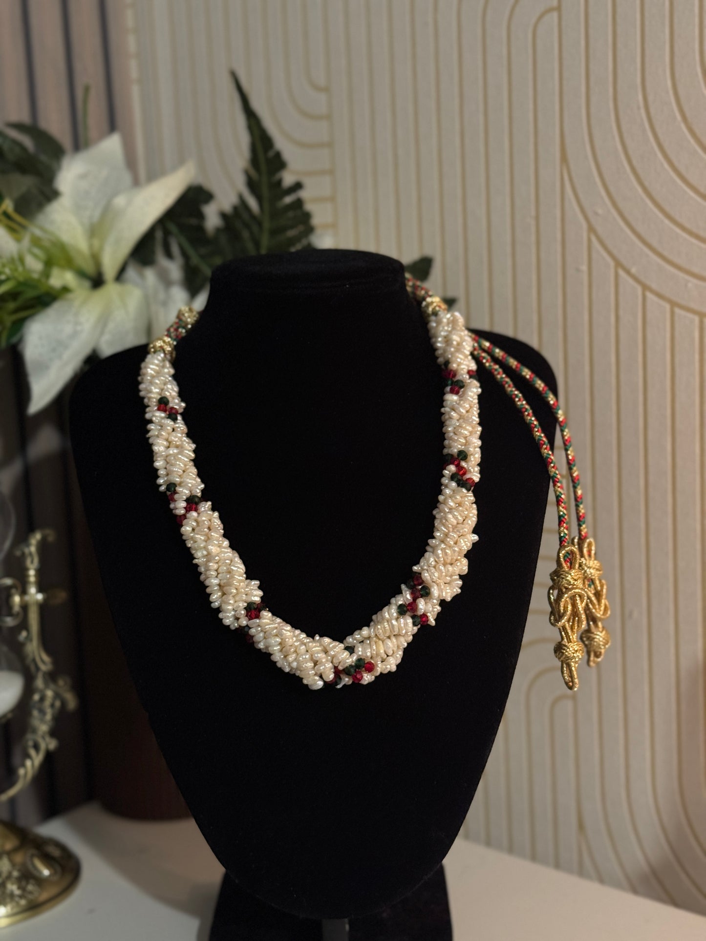 Collier joher avec 6 fil