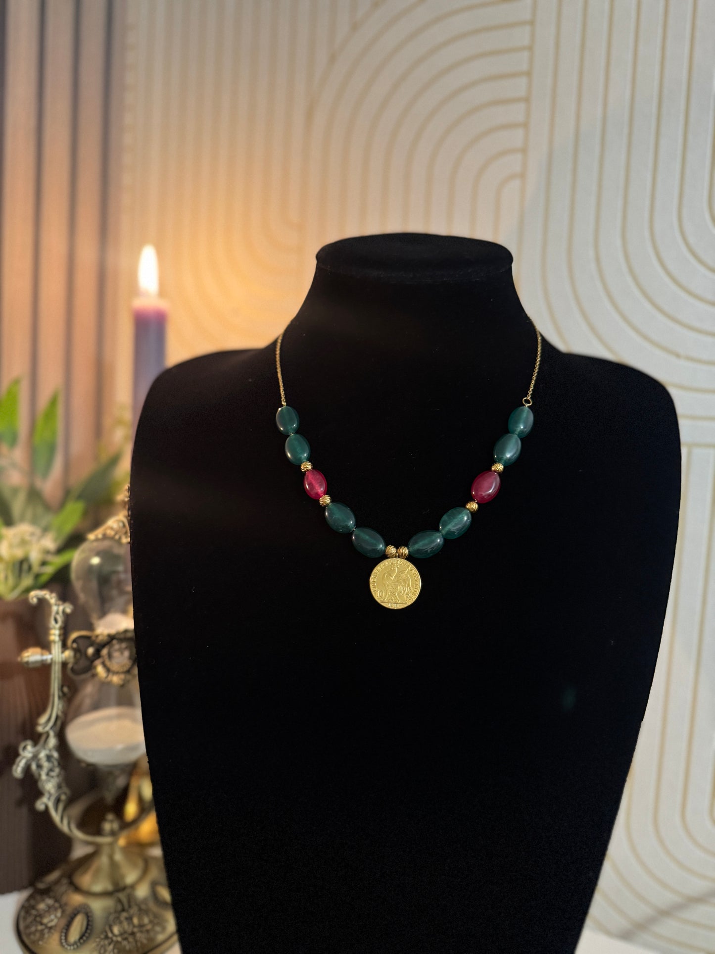 Collier avec des pierre Naturelle