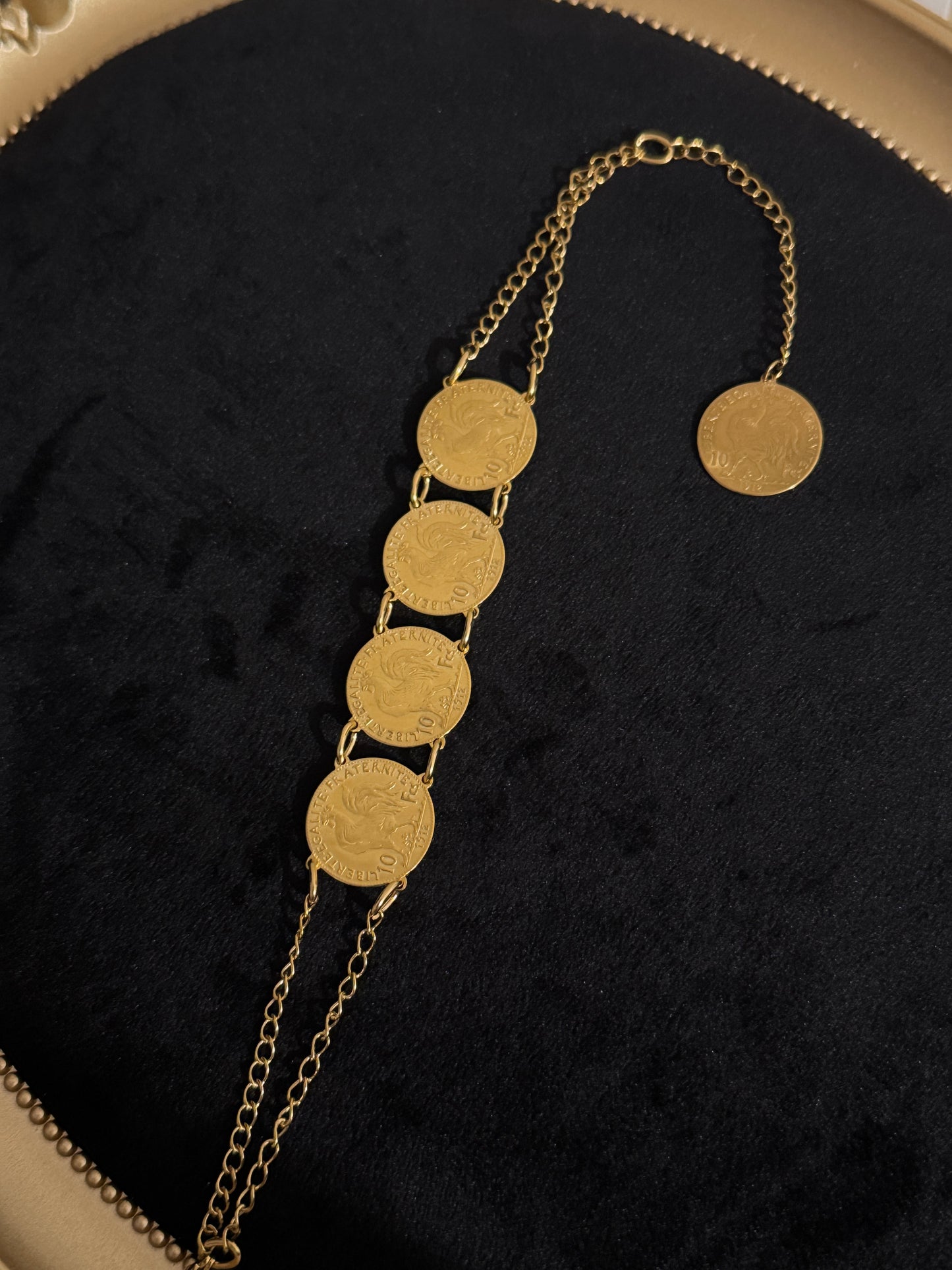 Création Bracelet 5 Louise style moderne