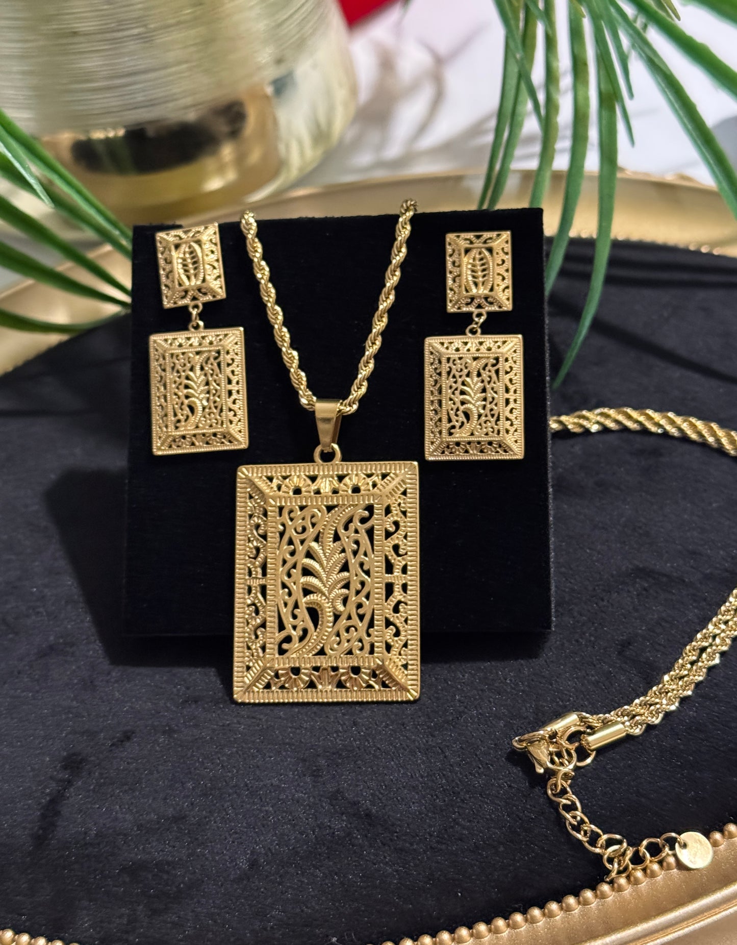 Ensemble Moshaf model comme l’or