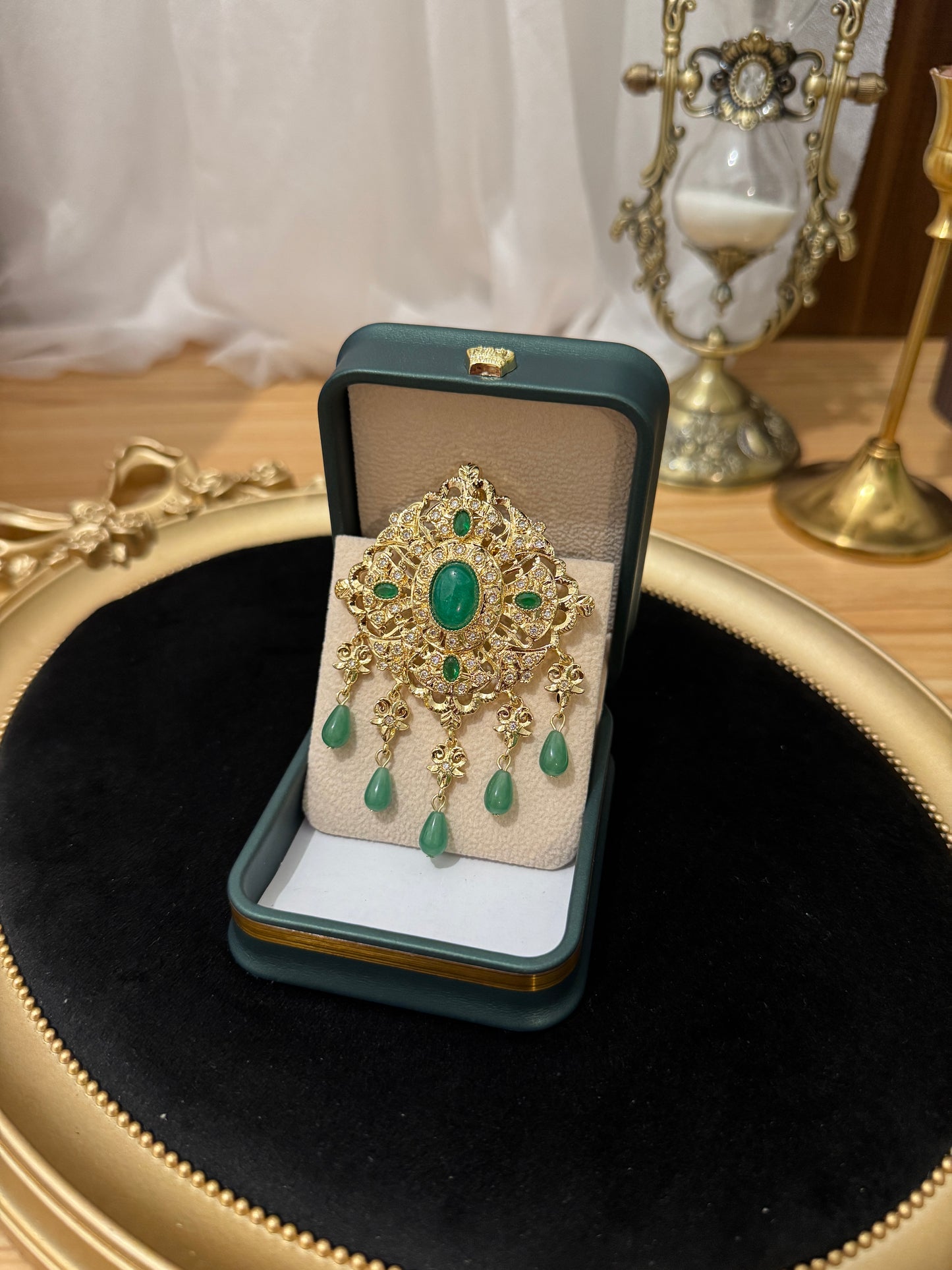 Broche Royale