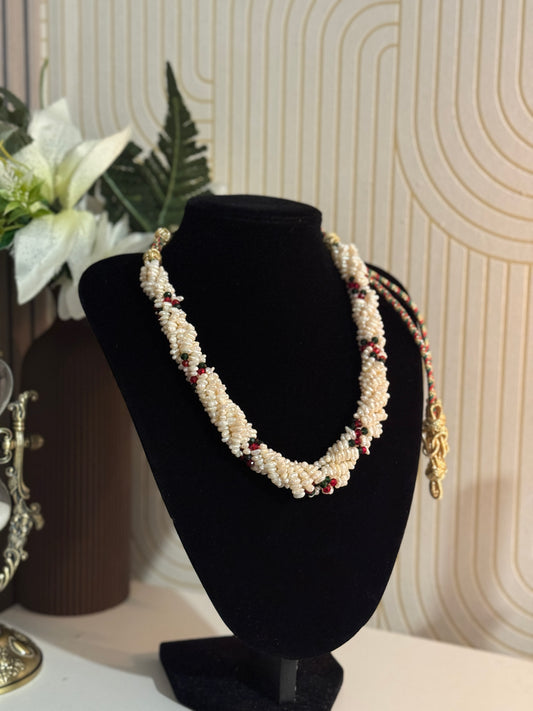 Collier joher avec 6 fil