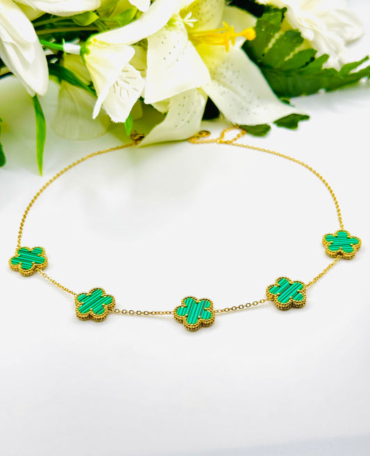 Collier fleurs