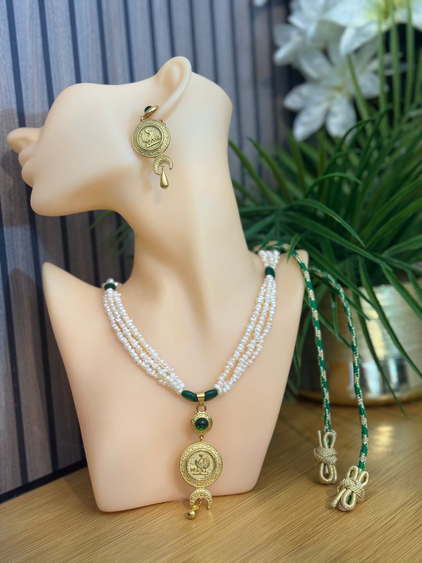 Parure Lala Moulatiبجوهر الحر