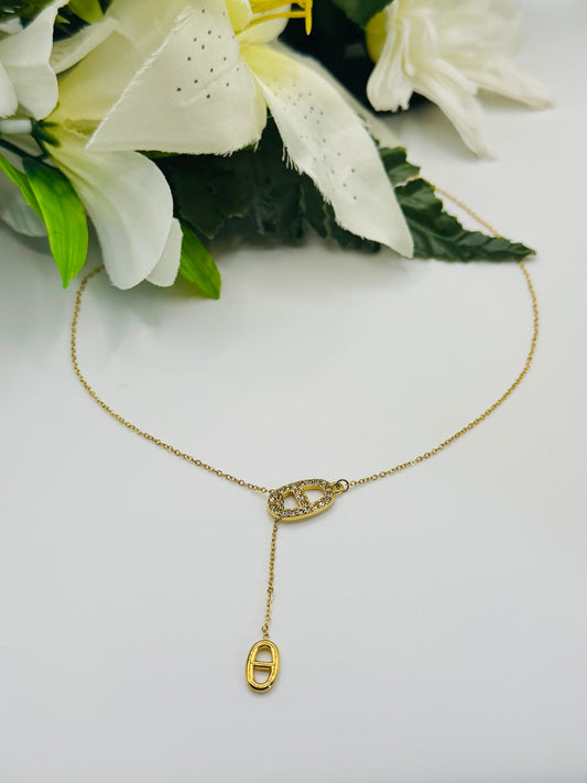 Collier M d’or