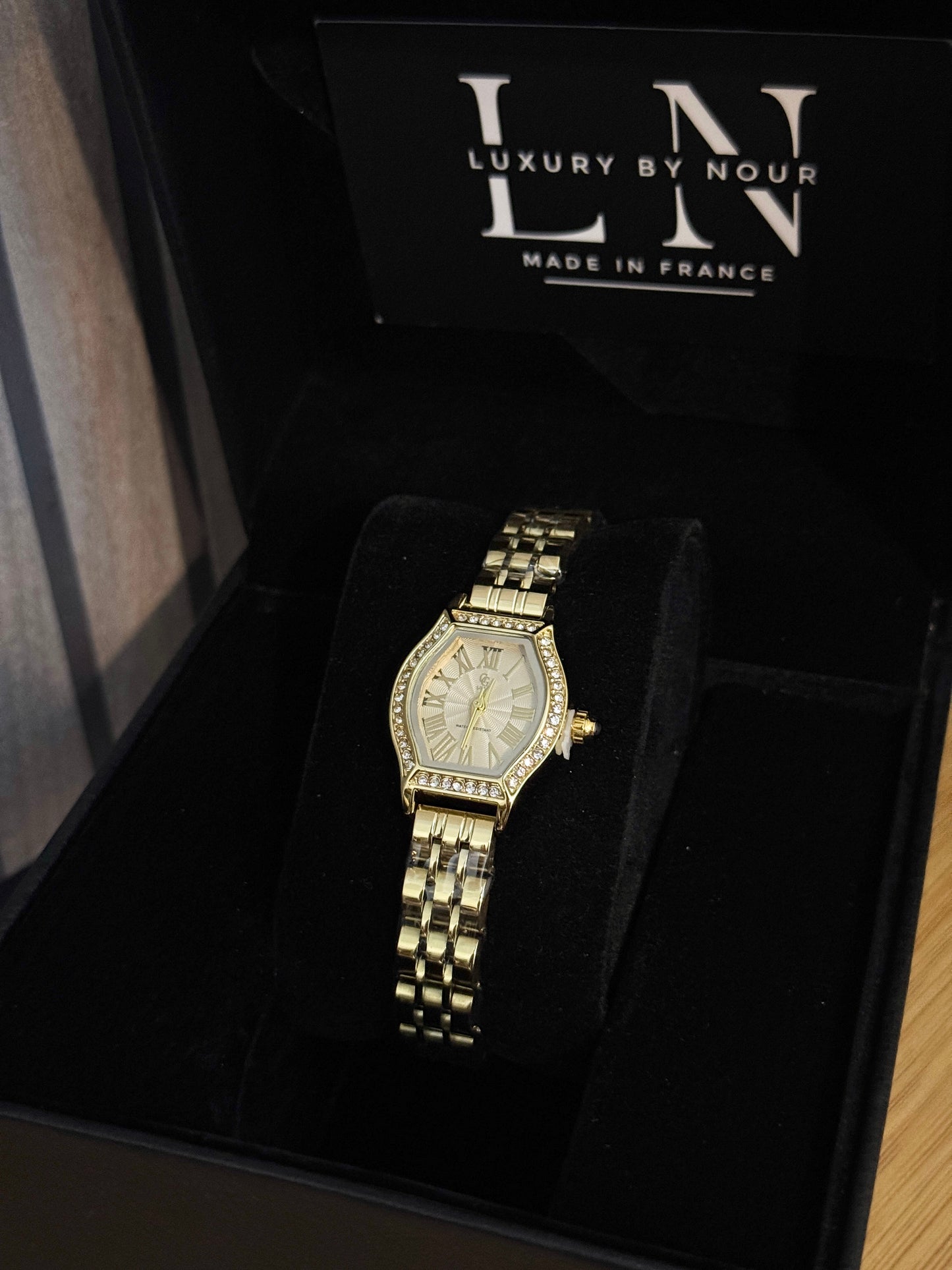 Montre chic luxury