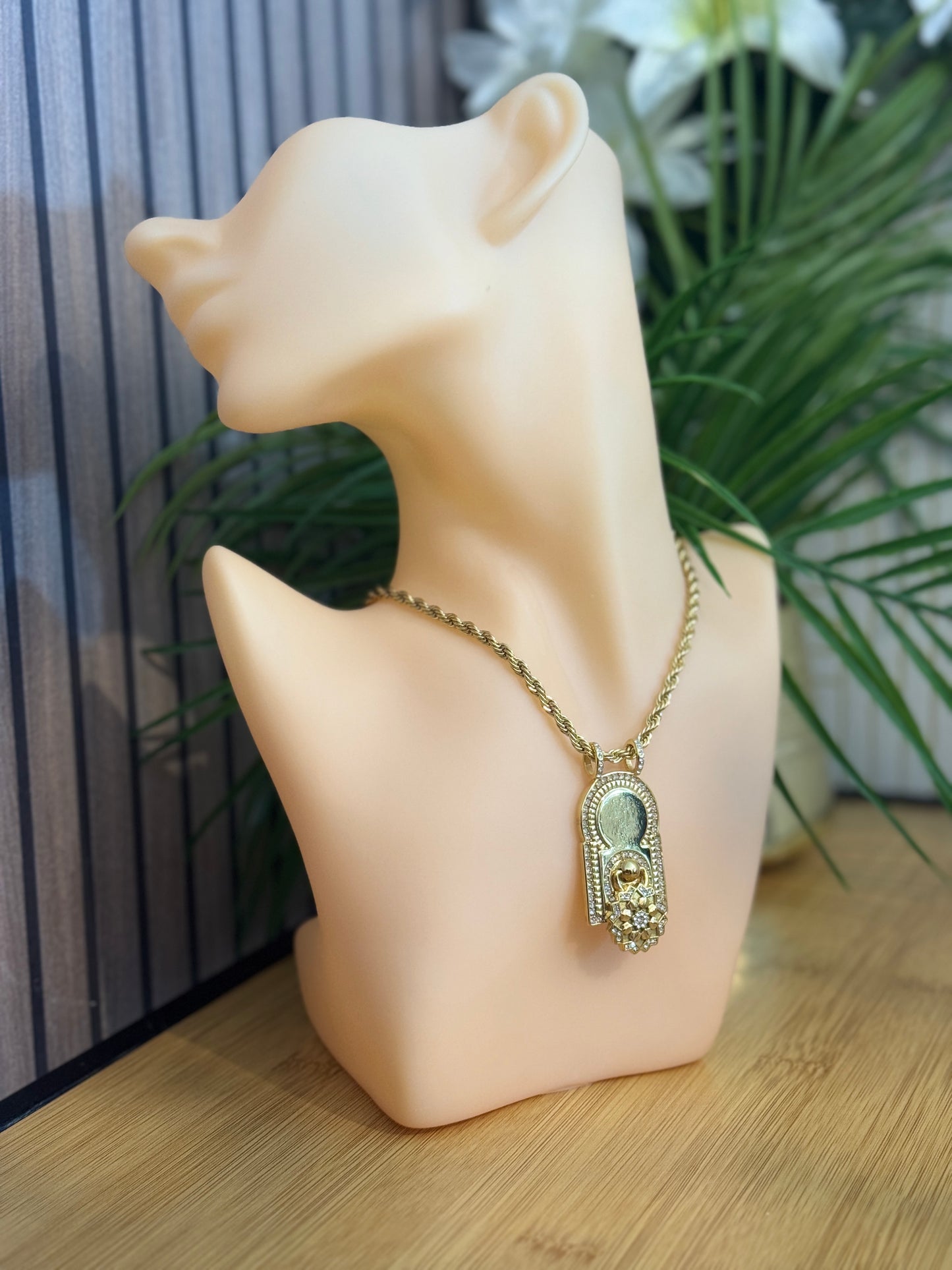 Collier bab Mansour