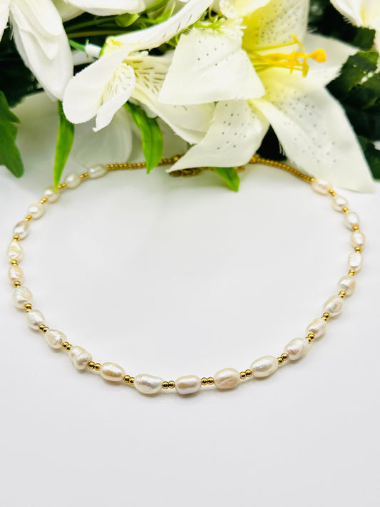 Collier avec des vrais perles
