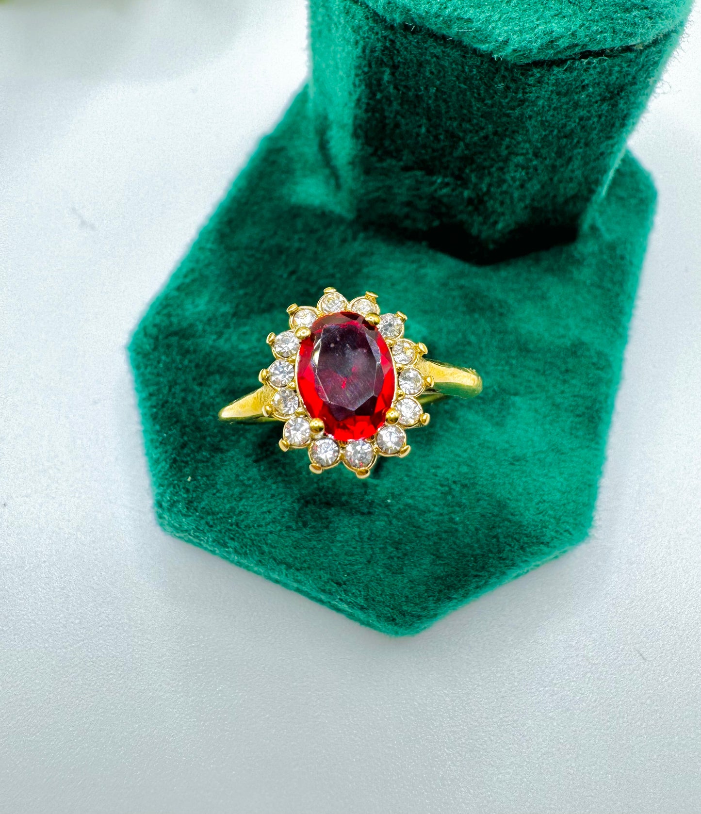 Bague luxe d’or rouge