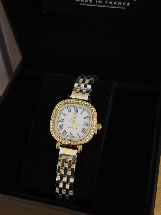 Montre Holla