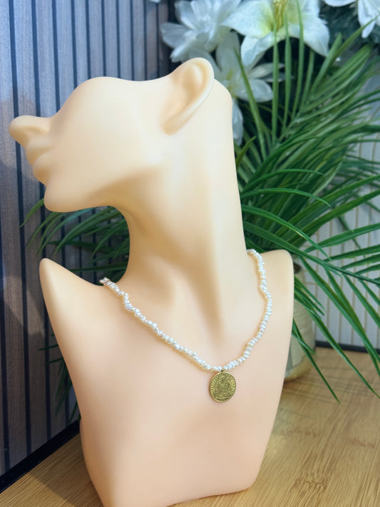 Collier luxe d’or جوهر حر