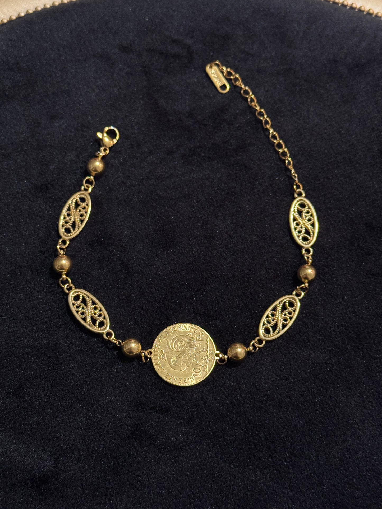 Bracelet zeria model comme l’or