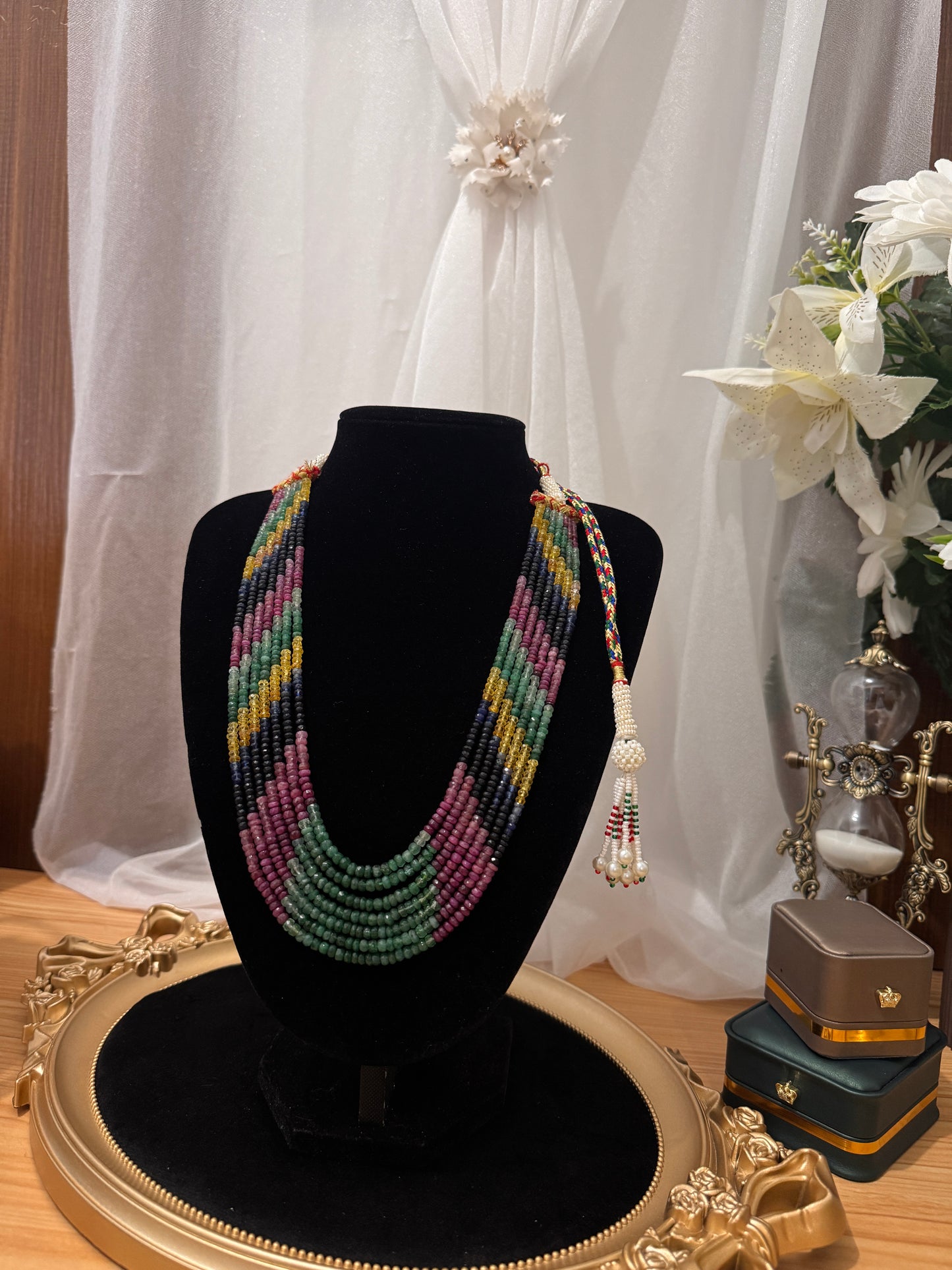 Collier Royal – Émeraude, Saphir, Rubis & Citrine