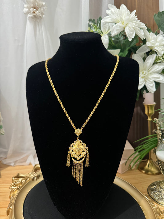 Collier Oriental – Effet Or