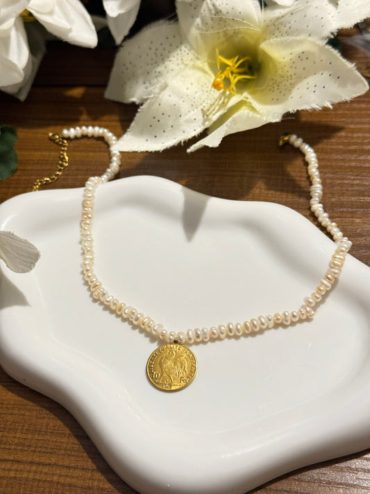 Collier luxe d’or جوهر حر